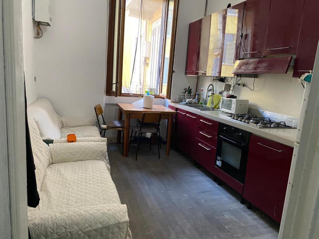 A Room In A Beautiful Apartment In The City Center Milano Ngoại thất bức ảnh